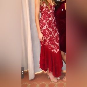 Majorelle red lace dress size small
